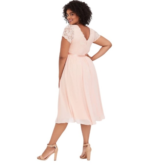 TORRID V Neck Sequence Lace Lined Midi Dress - Picture 3 of 13